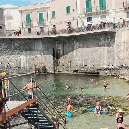 Dammuso Isola Di Ortigia Apartment *
